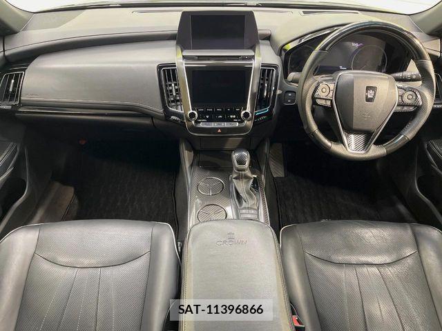 Toyota CROWN SEDAN 2018-12 8665994-1