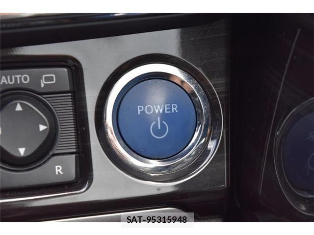 Toyota CROWN SEDAN 2016-03 8658575-16