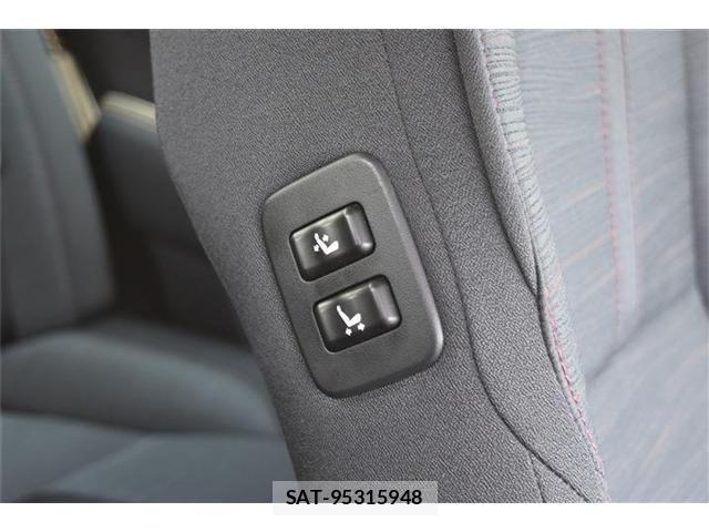 Toyota CROWN SEDAN 2016-03 8658575-24