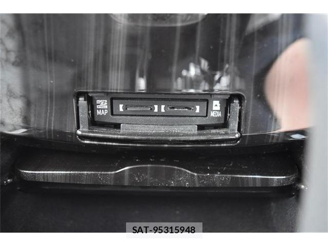 Toyota CROWN SEDAN 2016-03 8658575-2