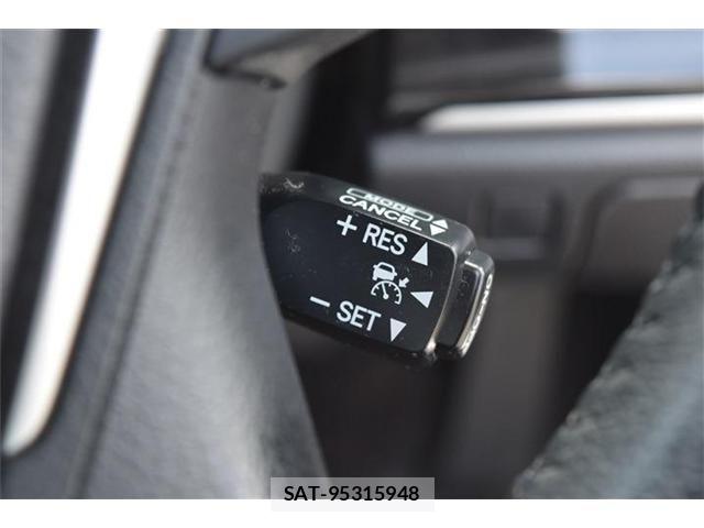 Toyota CROWN SEDAN 2016-03 8658575-8