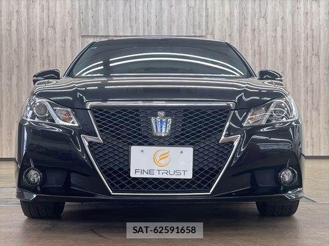 Toyota CROWN SEDAN 2013-08 8658573-14
