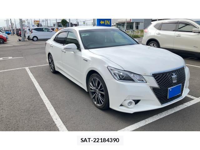 Toyota CROWN SEDAN 2014-03 8666007-0