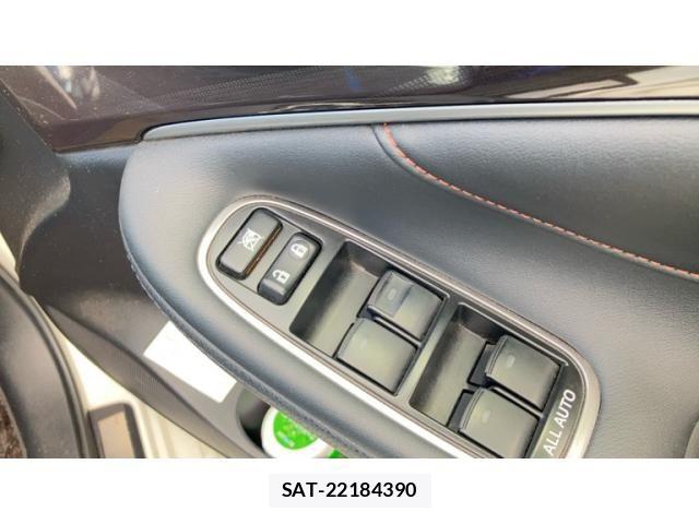 Toyota CROWN SEDAN 2014-03 8666007-8