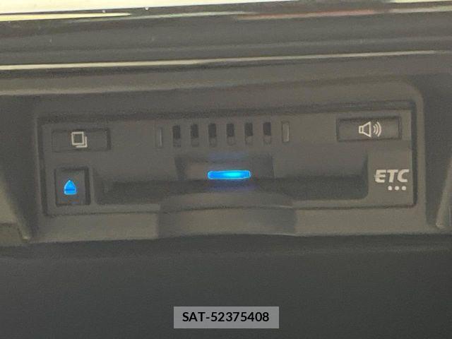 Toyota CROWN SEDAN 2020-01 8665998-10