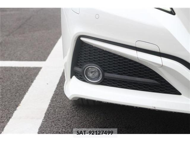 Toyota CROWN SEDAN 2018-06 8658568-26