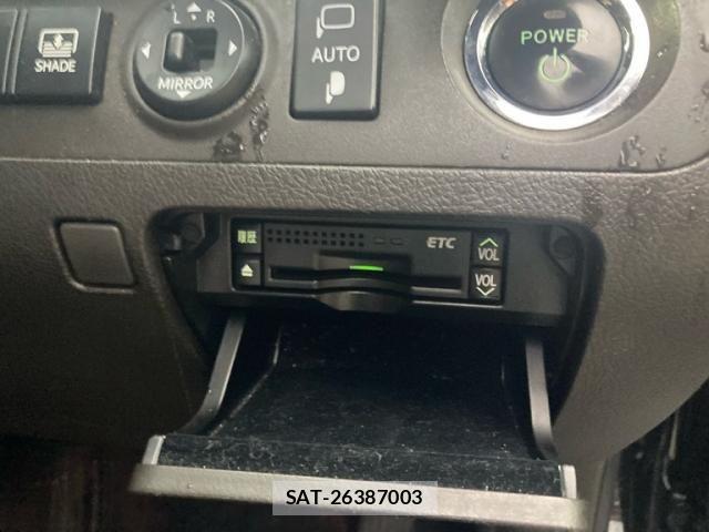 Toyota CROWN SEDAN 2008-06 8666010-23