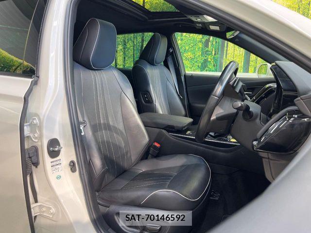 Toyota CROWN SEDAN 2018-08 8665996-7