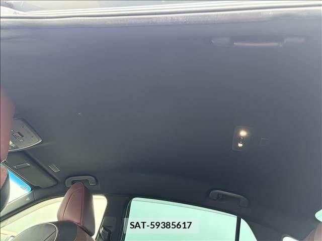 Toyota CROWN SEDAN 2019-01 8658572-17