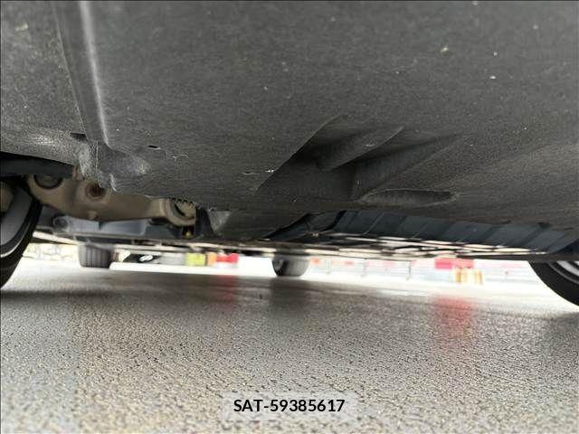 Toyota CROWN SEDAN 2019-01 8658572-19