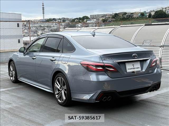 Toyota CROWN SEDAN 2019-01 8658572-23