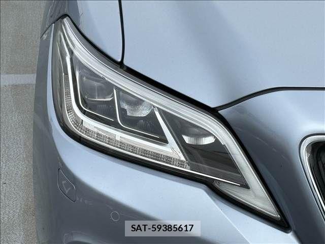 Toyota CROWN SEDAN 2019-01 8658572-28