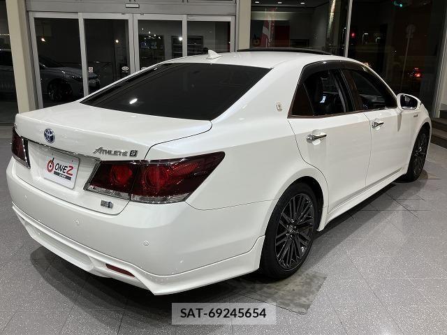Toyota CROWN SEDAN 2015-07 8658570-14
