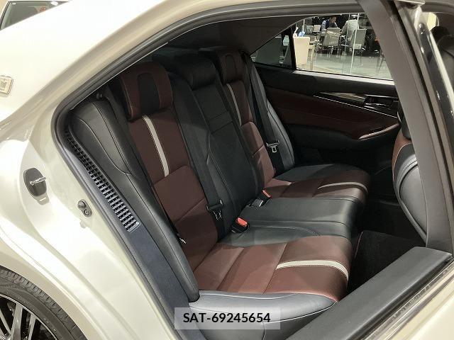 Toyota CROWN SEDAN 2015-07 8658570-19