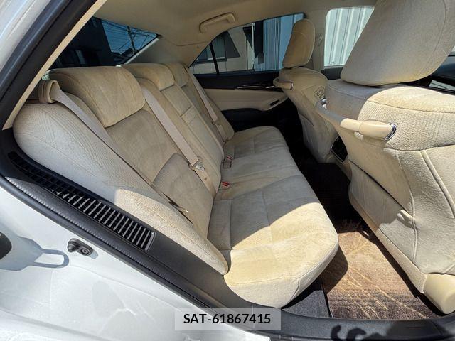 Toyota CROWN SEDAN 2015-11 8658576-17