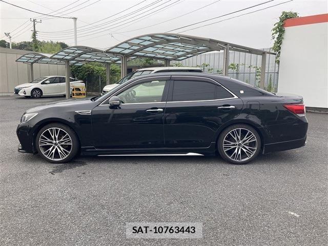 Toyota CROWN SEDAN 2016-02 8658581-12