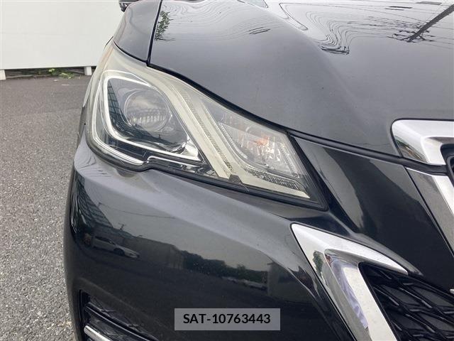 Toyota CROWN SEDAN 2016-02 8658581-14