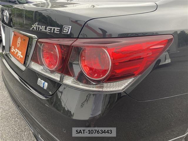 Toyota CROWN SEDAN 2016-02 8658581-18