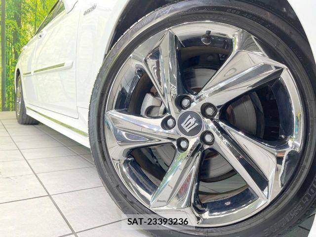 Toyota CROWN SEDAN 2019-07 8665993-12