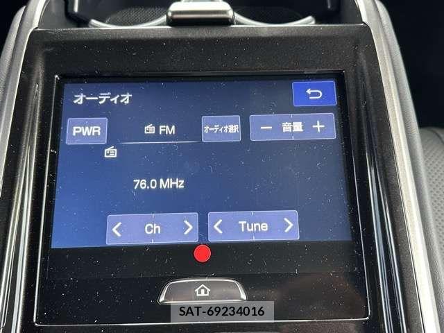 Toyota CROWN SEDAN 2024-05 8658559-13