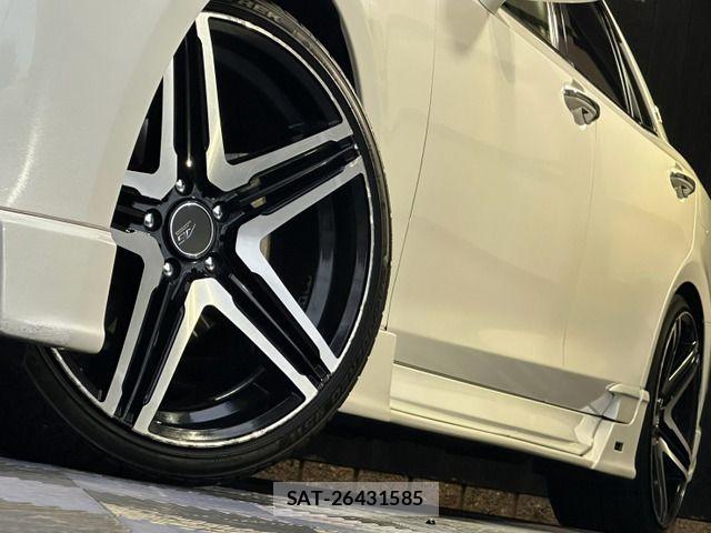 Toyota CROWN SEDAN 2013-07 8658582-17