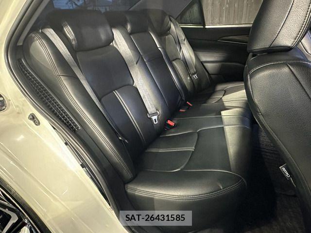 Toyota CROWN SEDAN 2013-07 8658582-6