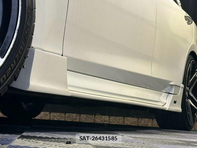 Toyota CROWN SEDAN 2013-07 8658582-7
