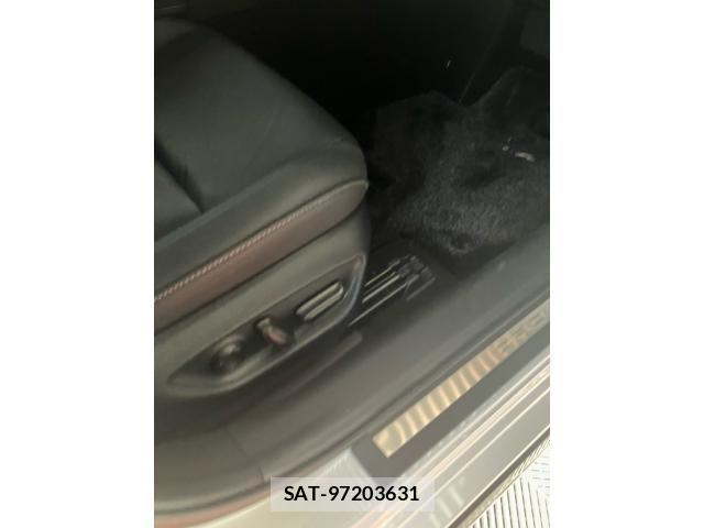 Toyota CROWN SEDAN 2024-06 8685344-12