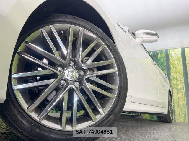 Toyota CROWN SEDAN 2015-12 8685356-12