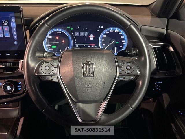 Toyota CROWN SEDAN 2021-09 8741353-10