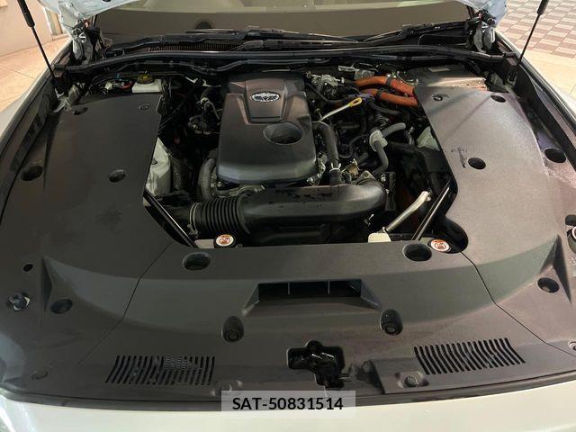 Toyota CROWN SEDAN 2021-09 8741353-17