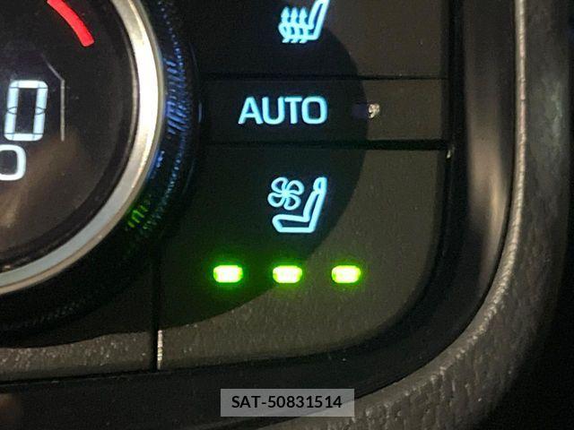 Toyota CROWN SEDAN 2021-09 8741353-6