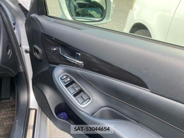 Toyota CROWN SEDAN 2014-03 8741430-4