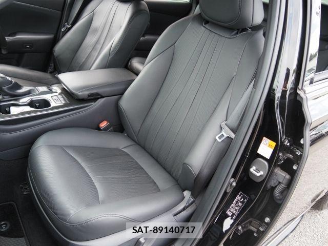 Toyota CROWN SEDAN 2021-08 8741359-10