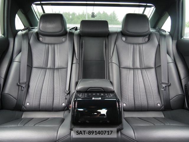 Toyota CROWN SEDAN 2021-08 8741359-11