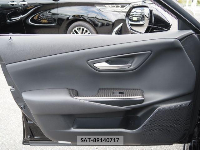Toyota CROWN SEDAN 2021-08 8741359-28