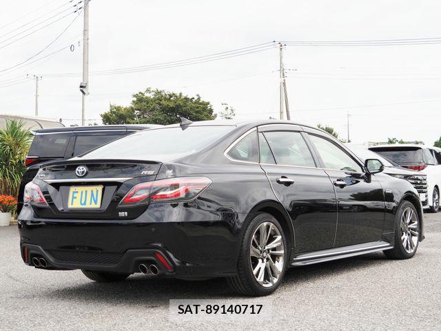 Toyota CROWN SEDAN 2021-08 8741359-4