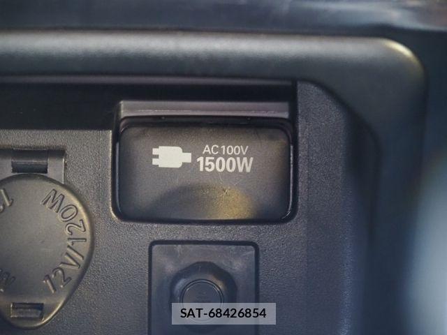 Toyota CROWN SEDAN 2021-07 8741358-27