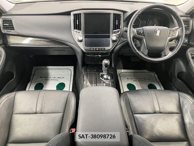 Toyota CROWN SEDAN 2013-07 8741409-25