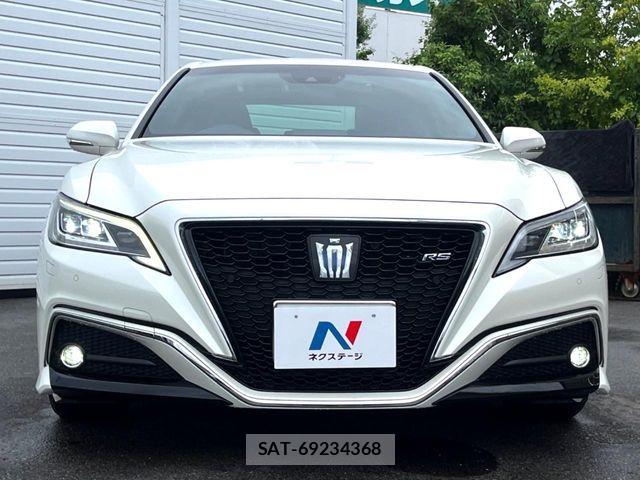Toyota CROWN SEDAN 2020-03 8741382-12
