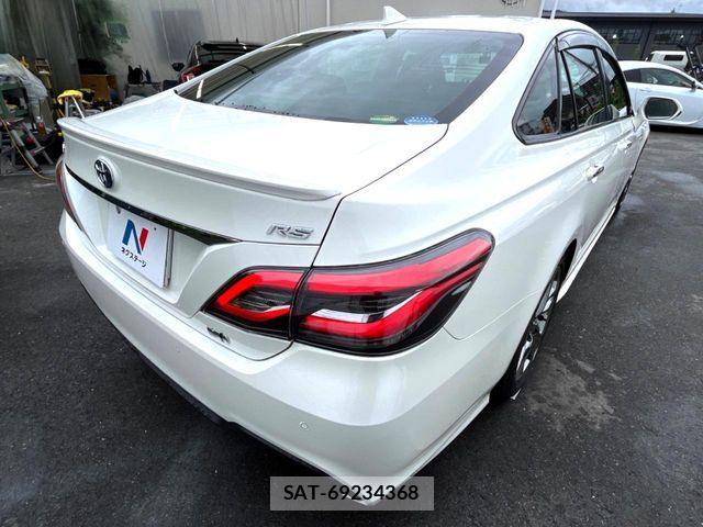 Toyota CROWN SEDAN 2020-03 8741382-17