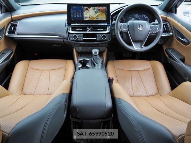Toyota CROWN SEDAN 2022-01 8741370-9