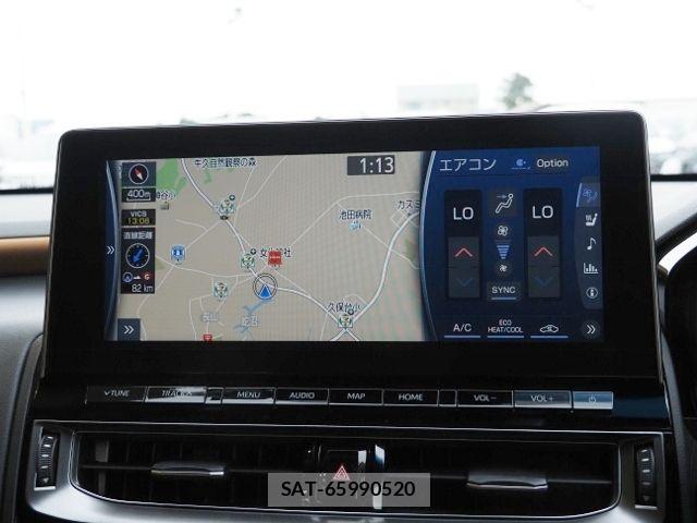 Toyota CROWN SEDAN 2022-01 8741370-17