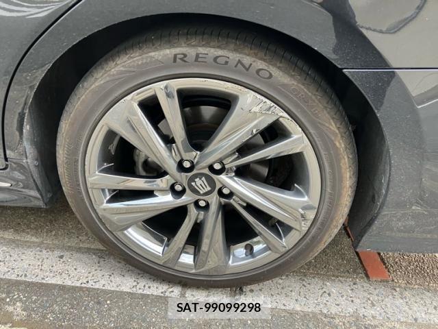Toyota CROWN SEDAN 2020-11 8741354-5