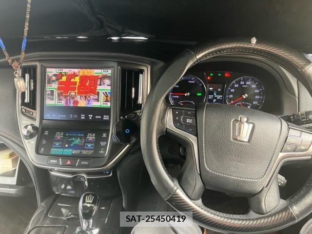 Toyota CROWN SEDAN 2013-03 8741427-13