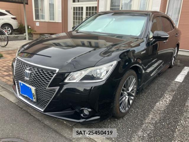 Toyota CROWN SEDAN 2013-03 8741427-1