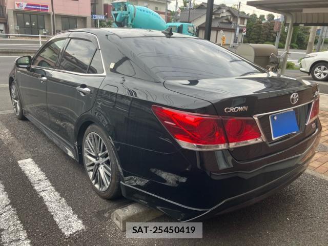 Toyota CROWN SEDAN 2013-03 8741427-3