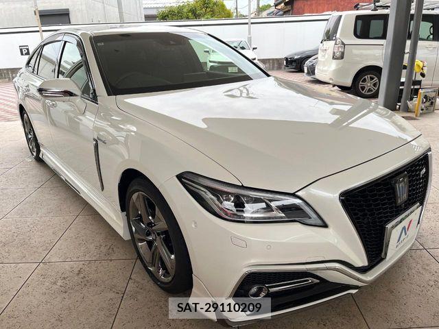 Toyota CROWN SEDAN 2019-01 8741361-15