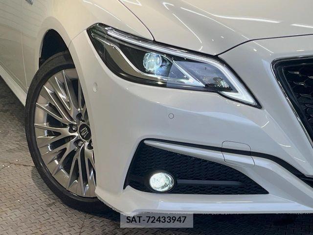 Toyota CROWN SEDAN 2020-01 8741394-11