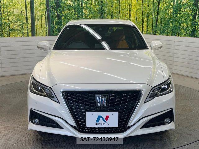 Toyota CROWN SEDAN 2020-01 8741394-13
